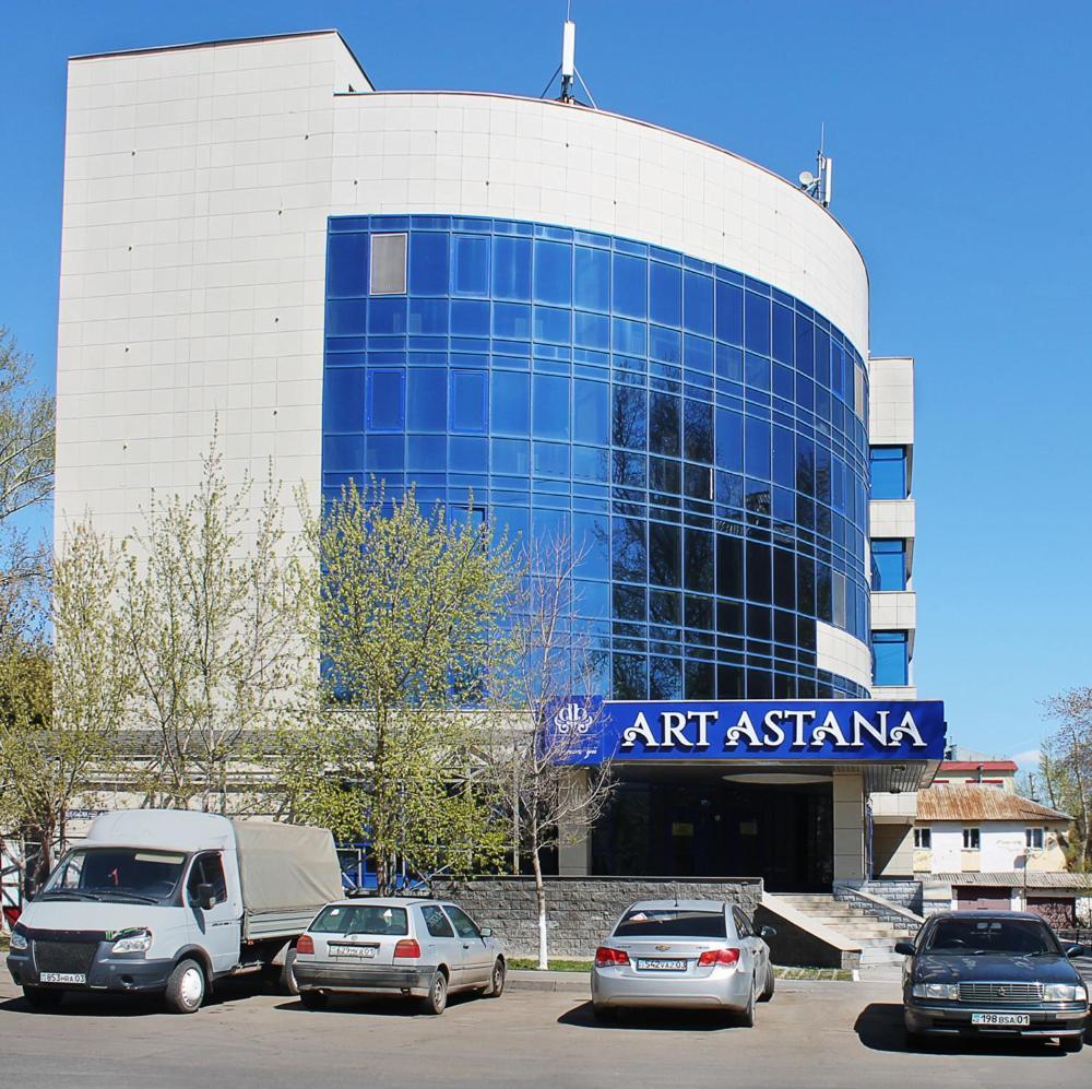 Artastana Hotel Luaran gambar