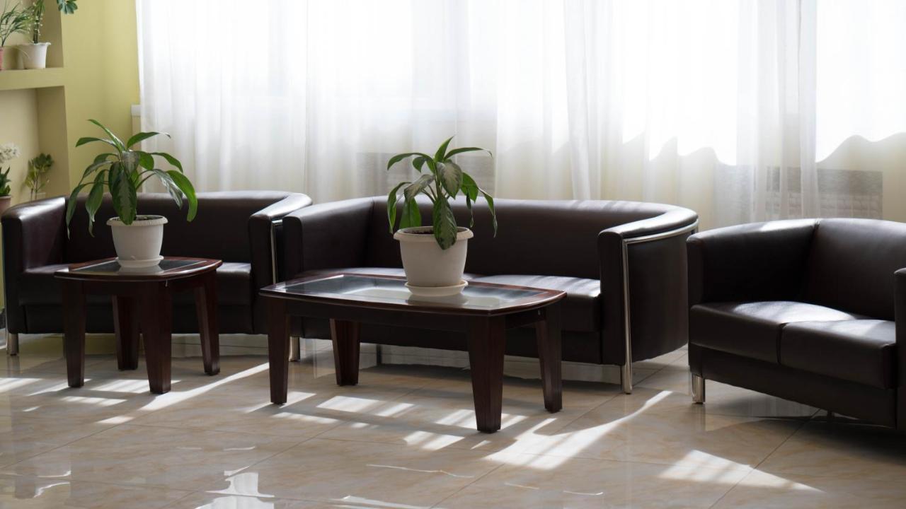 Artastana Hotel Luaran gambar
